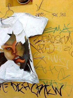 En la pared. Rafael Gerardo. .